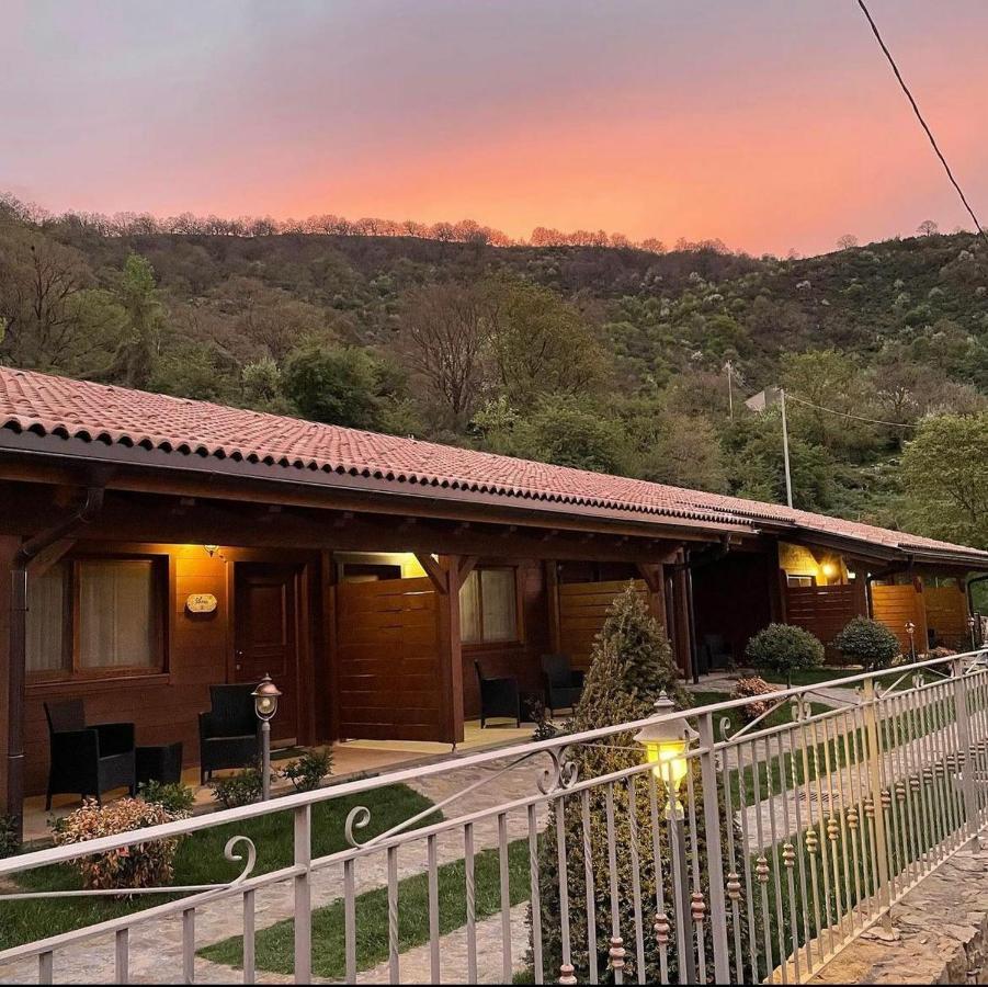 Agri-Hotel Da Marianna Resort & Spa Santa Domenica Vittoria Exteriör bild