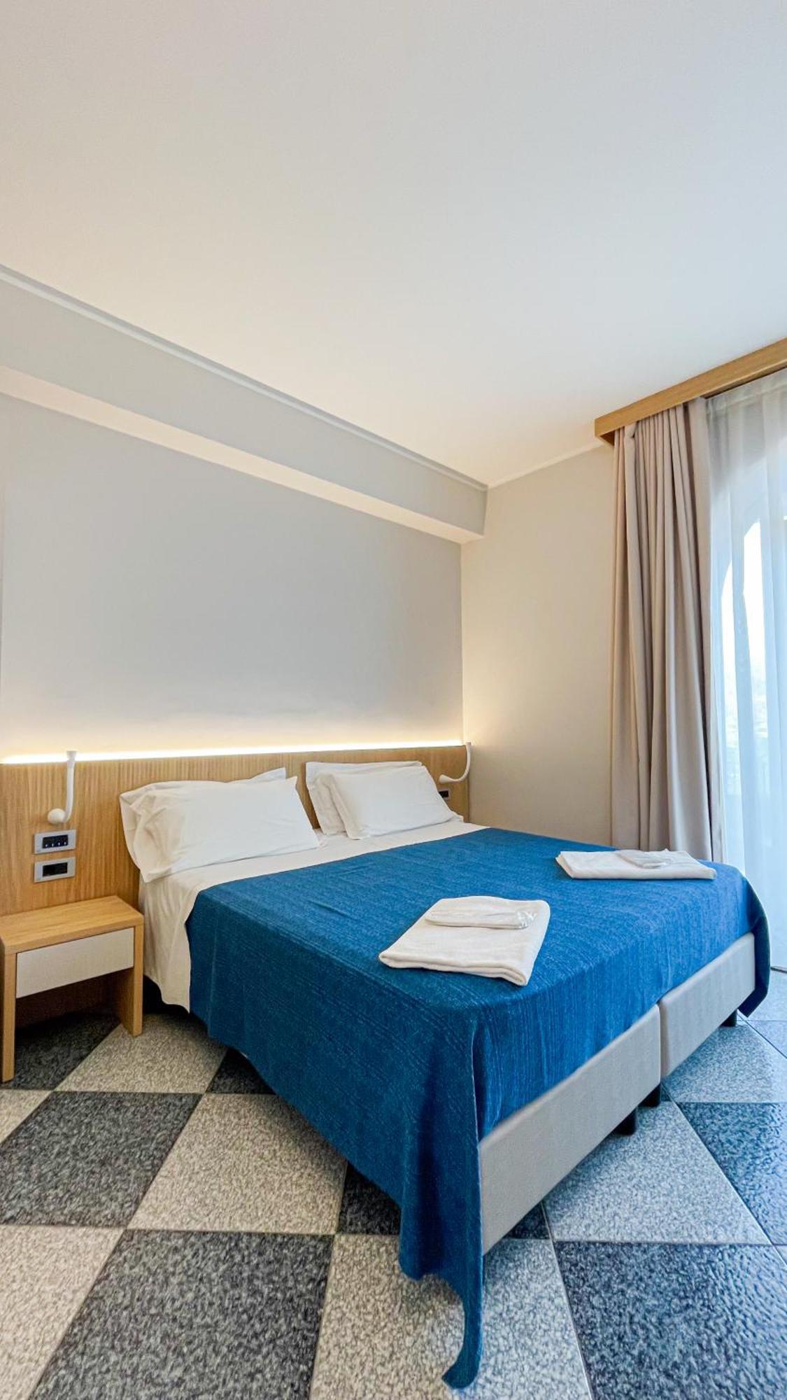 Agri-Hotel Da Marianna Resort & Spa Santa Domenica Vittoria Exteriör bild