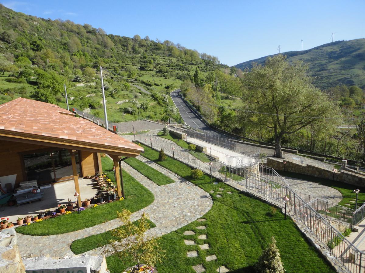 Agri-Hotel Da Marianna Resort & Spa Santa Domenica Vittoria Exteriör bild