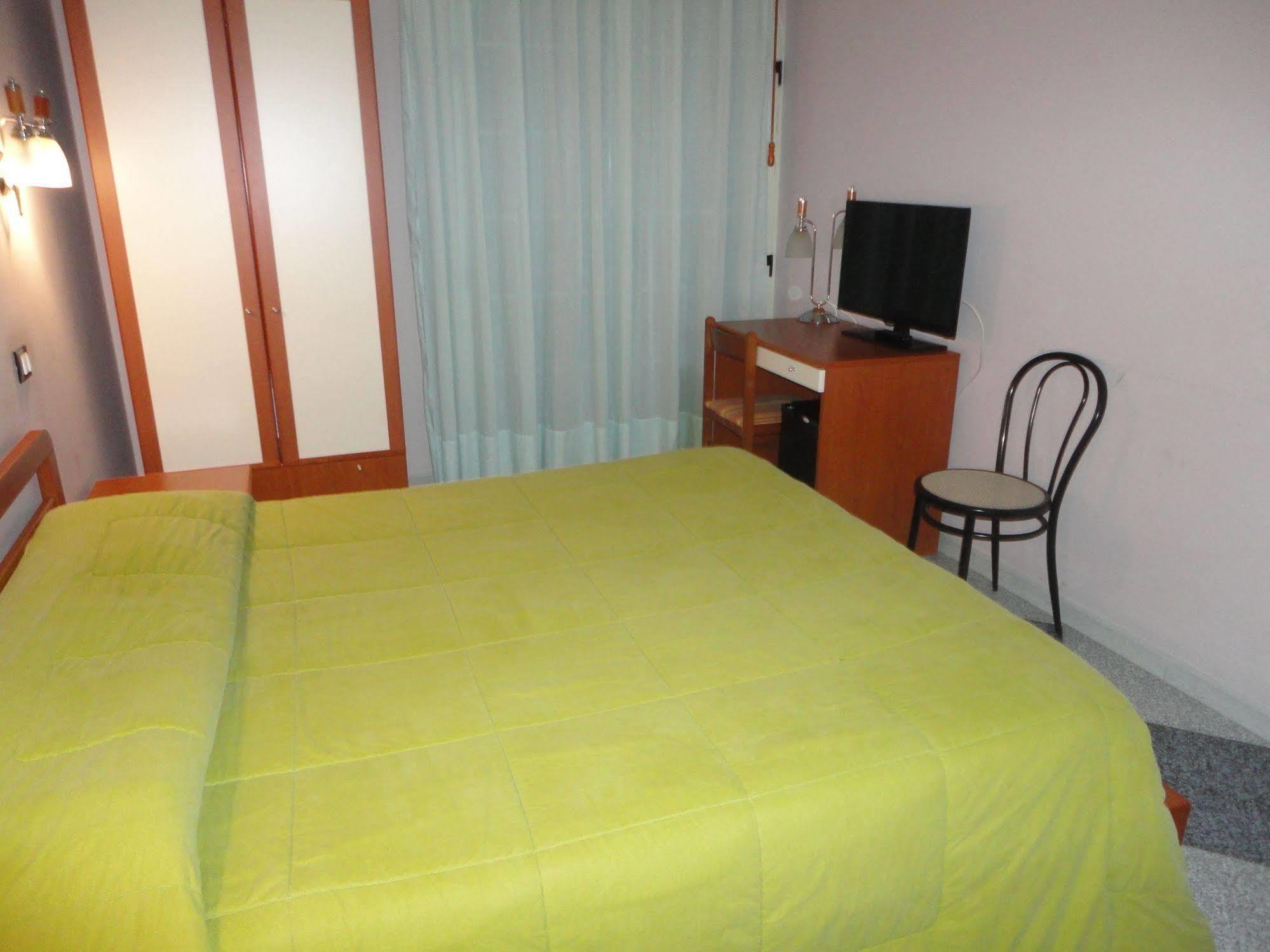 Agri-Hotel Da Marianna Resort & Spa Santa Domenica Vittoria Exteriör bild