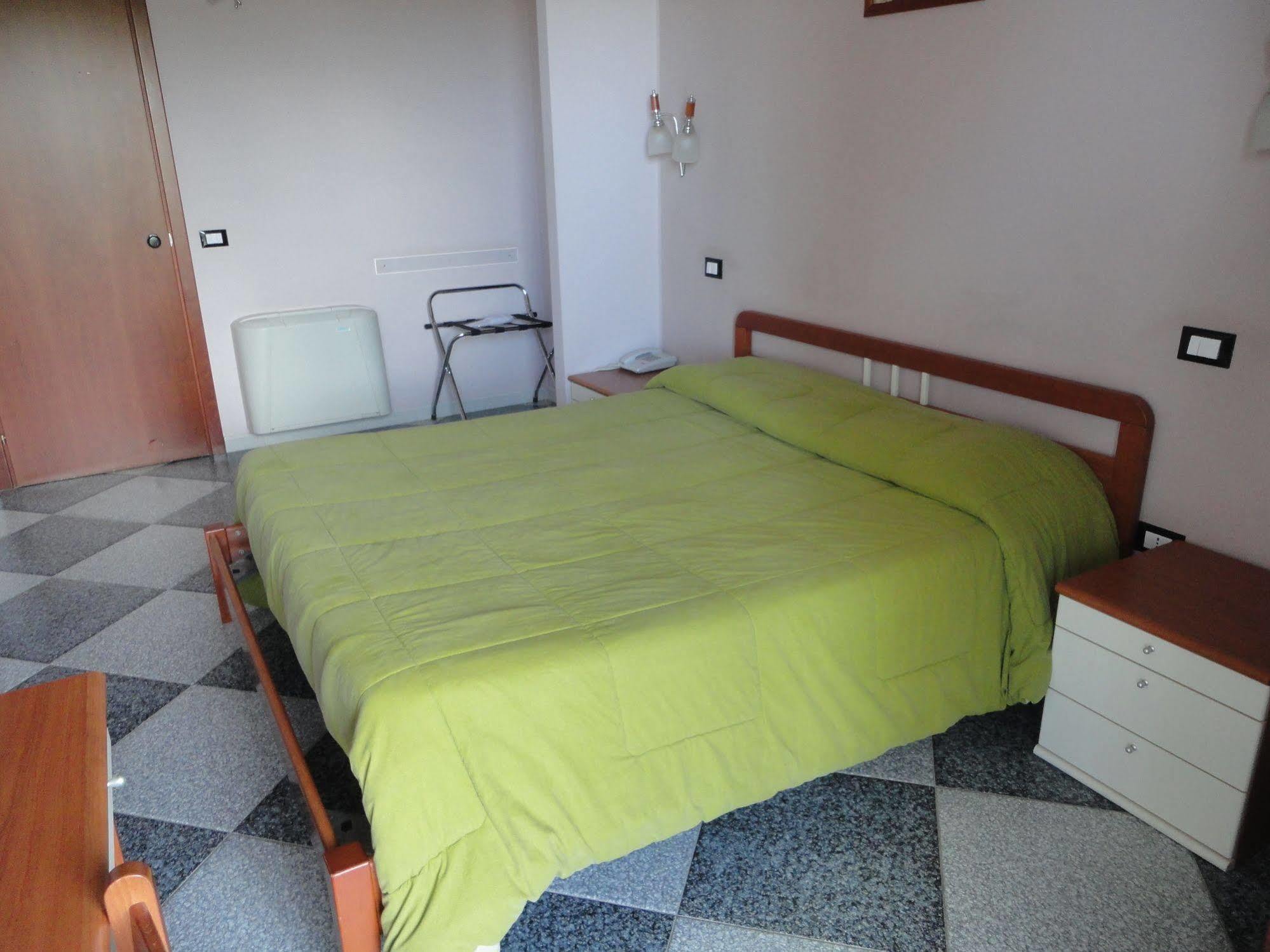 Agri-Hotel Da Marianna Resort & Spa Santa Domenica Vittoria Exteriör bild