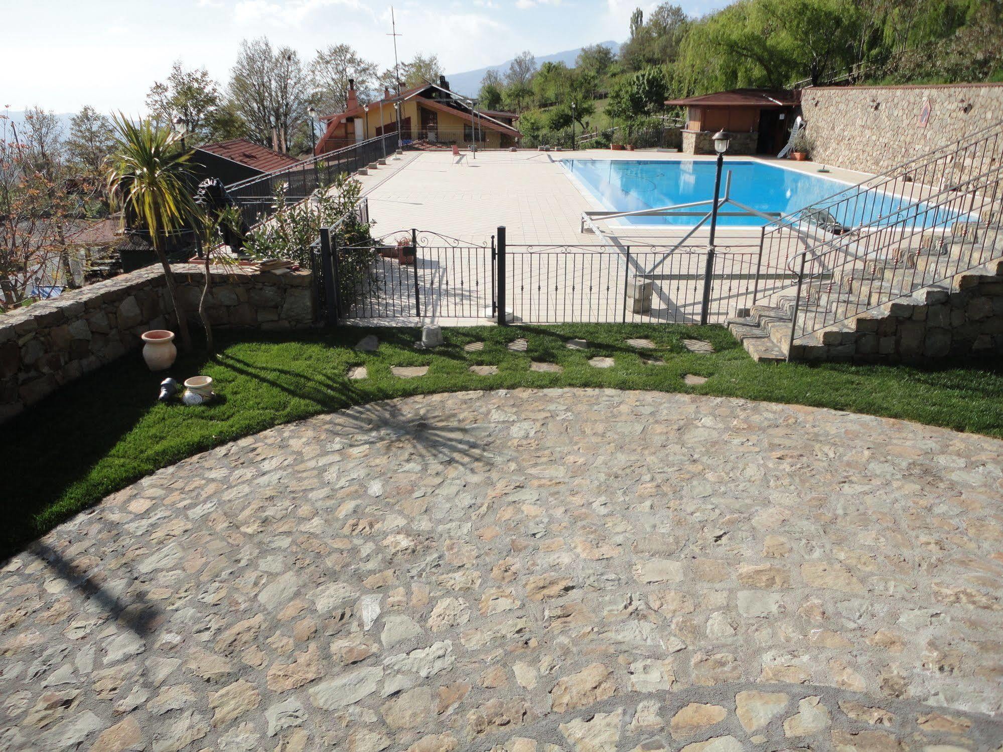 Agri-Hotel Da Marianna Resort & Spa Santa Domenica Vittoria Exteriör bild